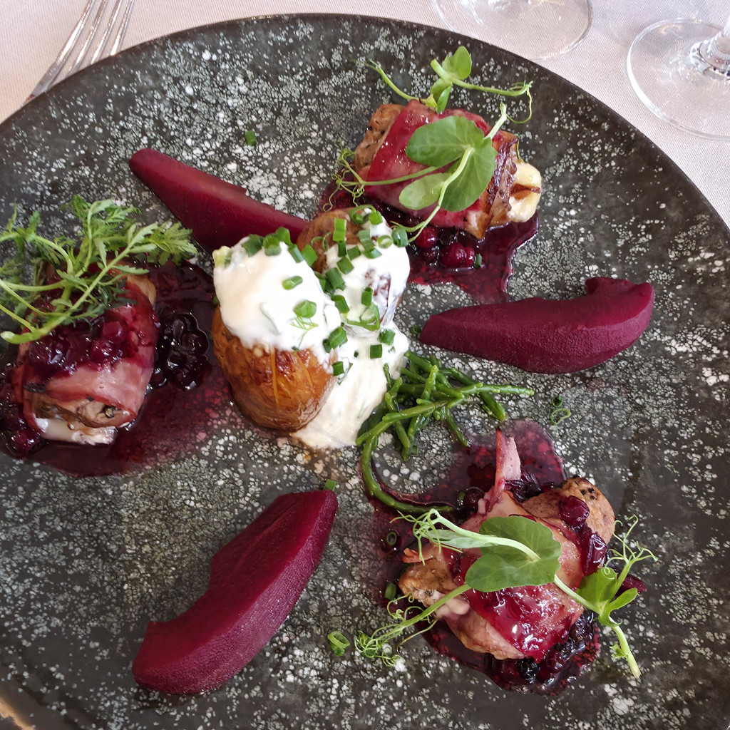 Restaurant image