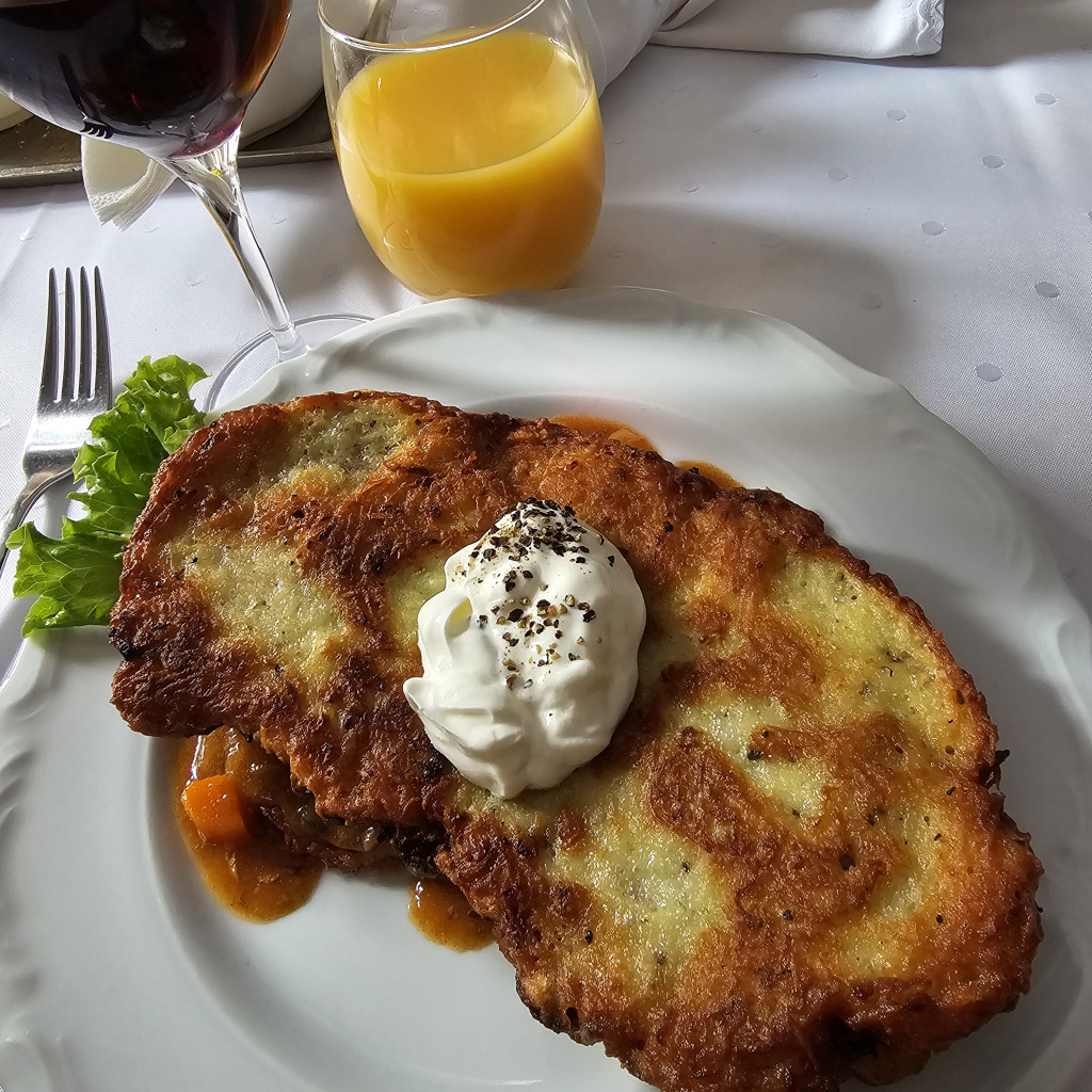 Restaurant image